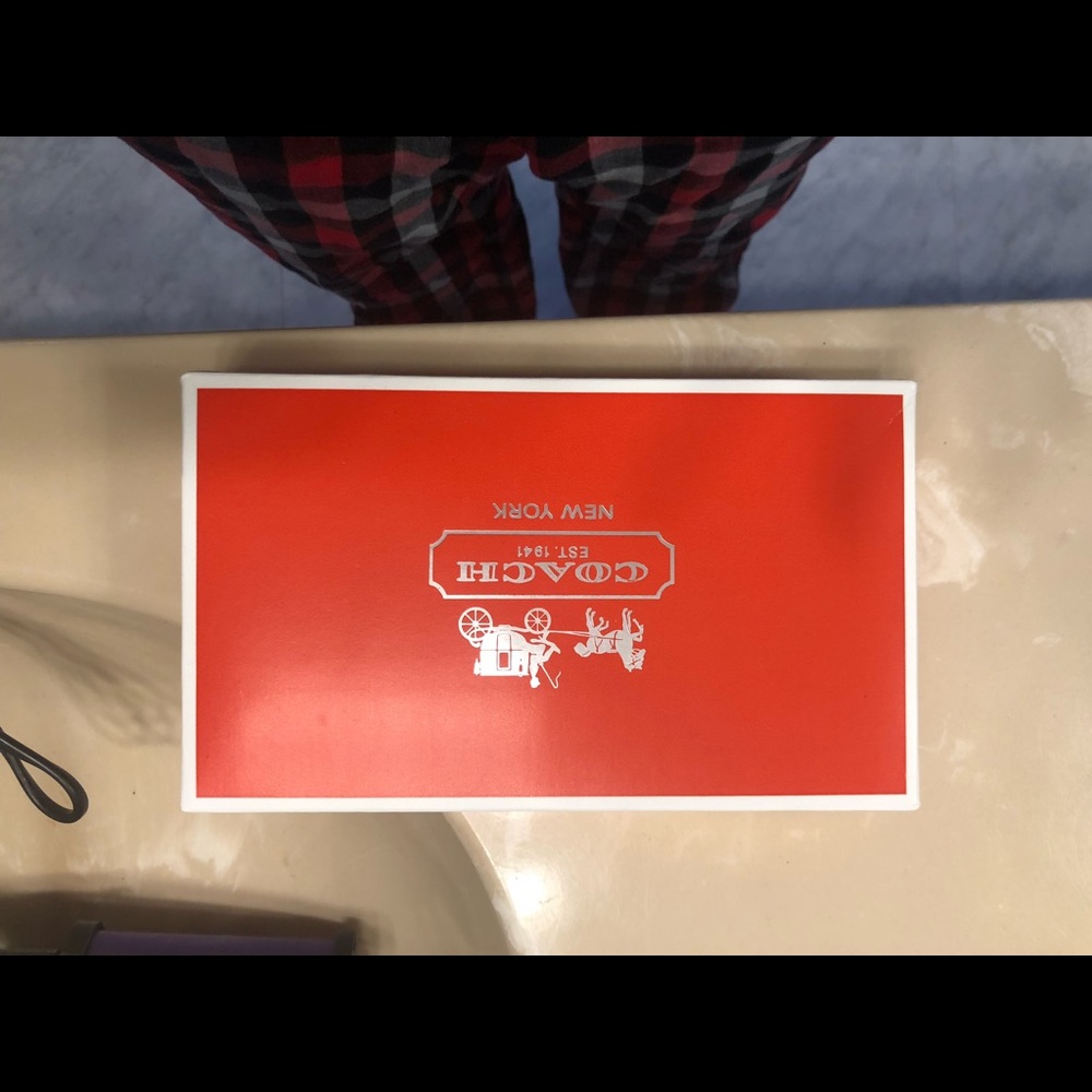 Coach Wallet - Picture 7 of 7